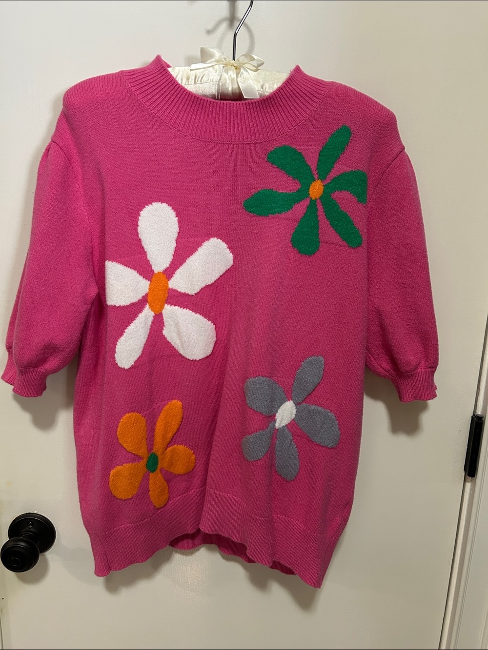 Pink Floral Crewneck Sweater with Contrast Blooms